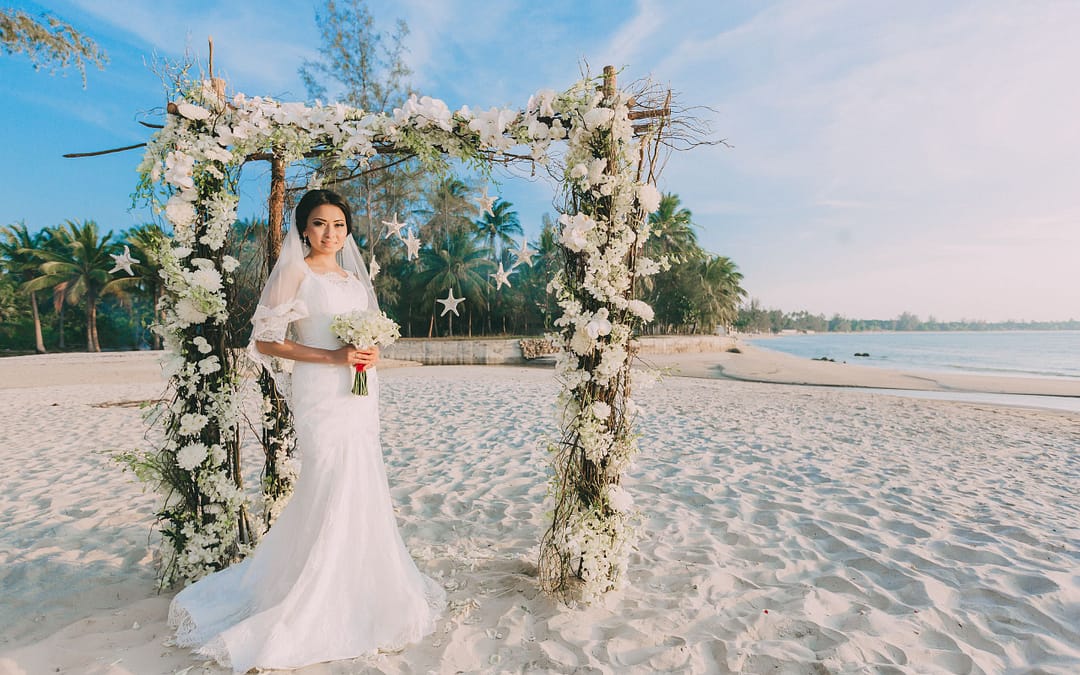 蘇梅島上的設計師婚禮。