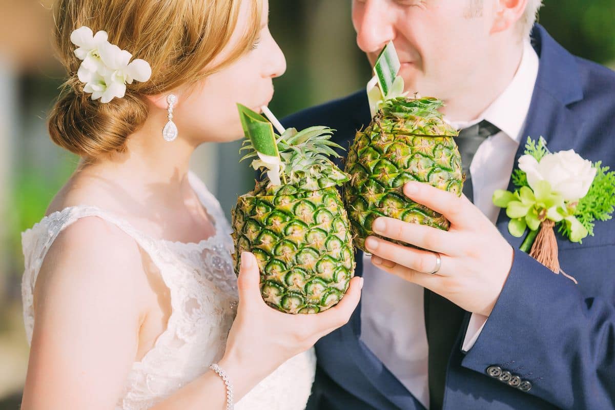 Фотосессия на Самуи — это возможность сохранить яркие моменты вашего отдыха на фоне тропической природы. Наш профессиональный фотограф помогут создать неповторимые снимки, отражающие вашу индивидуальность и эмоции.