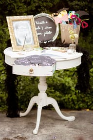 Фото-зона для гостей Организатор свадеб и праздников в Таиланде. Хуахин острова Самуи и Чанг и другие 537e5645aa554$!400x