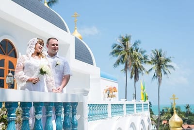 泰國獨特的婚禮儀式和浪漫晚餐。華欣、蘇梅島、昌島和其他島嶼。專業的照片拍攝和難忘的時刻，充滿熱帶的溫暖和海風的柔情。.