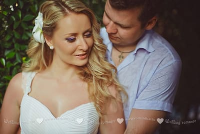 泰國獨特的婚禮儀式和浪漫晚餐。華欣、蘇梅島、昌島和其他島嶼。專業的照片拍攝和難忘的時刻，充滿熱帶的溫暖和海風的柔情。.