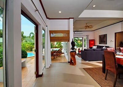 Выберите для своего отдыха или свадьбы в Тайланде, Индонезии, Малайзии виллу. Пусть на мгновение, длительность которого зависит  только от вас, этот уголок рая будет ваш.