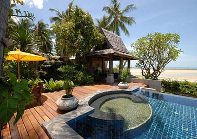 Выберите для своего отдыха или свадьбы в Тайланде, Индонезии, Малайзии виллу. Пусть на мгновение, длительность которого зависит  только от вас, этот уголок рая будет ваш.