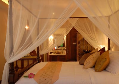 Выберите для своего отдыха или свадьбы в Тайланде, Индонезии, Малайзии виллу. Пусть на мгновение, длительность которого зависит  только от вас, этот уголок рая будет ваш.