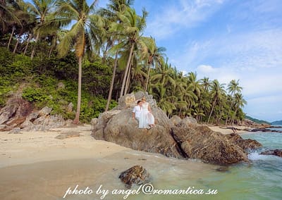 Свадьба -это из самых главных событий в вашей семейной жизни и конечно хочется, чтобы эти моменты оставались с вами как можно дольше! Подарите себе такую сказку в виде фотосессии в Таиланде! Снимки сделанные в самых ярких уголках Сиама будут радовать вас не один год не только вас, но и вашу семью, а те эмоции, улыбки и искорки в глазах во время съемочного дня станут для вас моментом истинного счастья!