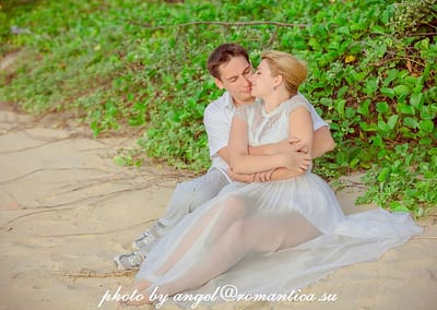 Друзья, если Вы задумались о профессиональной фотосессии Таиланде, то наши советы как раз для Вас, мы озвучим не только принципы выбора фотографа в Таиланде, но и дадим полезные советы о том, как правильно подобрать одежду и обувь для фотосессии.