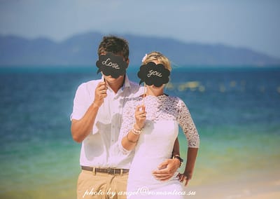 Свадьба -это из самых главных событий в вашей семейной жизни и конечно хочется, чтобы эти моменты оставались с вами как можно дольше! Подарите себе такую сказку в виде фотосессии в Таиланде! Снимки сделанные в самых ярких уголках Сиама будут радовать вас не один год не только вас, но и вашу семью, а те эмоции, улыбки и искорки в глазах во время съемочного дня станут для вас моментом истинного счастья!