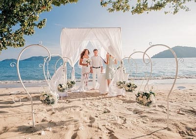 Сказочная свадебная церемония на острове Ко Чанг в Таиланде