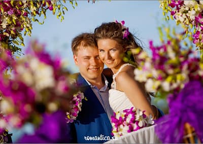 Свадьба -это из самых главных событий в вашей семейной жизни и конечно хочется, чтобы эти моменты оставались с вами как можно дольше! Подарите себе такую сказку в виде фотосессии в Таиланде! Снимки сделанные в самых ярких уголках Сиама будут радовать вас не один год не только вас, но и вашу семью, а те эмоции, улыбки и искорки в глазах во время съемочного дня станут для вас моментом истинного счастья!