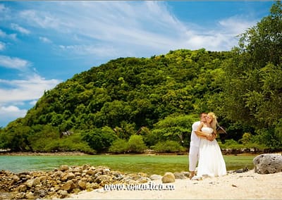 Романтическое путешествие и свадьба на пангане - это возможность не только провести символическую свадебную церемонию на великолепном тропическом острове,  но и возможность оценить по достоинству ночную жизнь Пангана, которая прославилась далеко за пределами Таиланда.