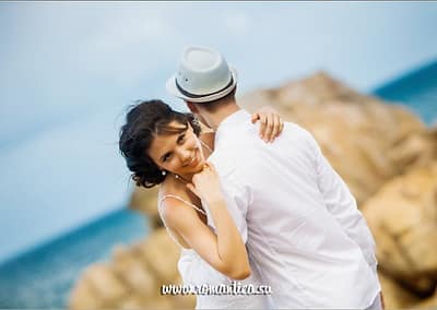 Романтическое путешествие и свадьба на пангане - это возможность не только провести символическую свадебную церемонию на великолепном тропическом острове,  но и возможность оценить по достоинству ночную жизнь Пангана, которая прославилась далеко за пределами Таиланда.