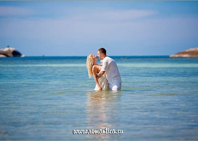 Романтическое путешествие и свадьба на пангане - это возможность не только провести символическую свадебную церемонию на великолепном тропическом острове,  но и возможность оценить по достоинству ночную жизнь Пангана, которая прославилась далеко за пределами Таиланда.