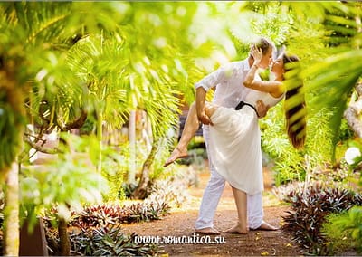 Романтическое путешествие и свадьба на пангане - это возможность не только провести символическую свадебную церемонию на великолепном тропическом острове,  но и возможность оценить по достоинству ночную жизнь Пангана, которая прославилась далеко за пределами Таиланда.