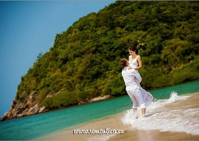 Романтическое путешествие и свадьба на пангане - это возможность не только провести символическую свадебную церемонию на великолепном тропическом острове,  но и возможность оценить по достоинству ночную жизнь Пангана, которая прославилась далеко за пределами Таиланда.