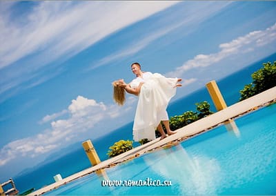 Романтическое путешествие и свадьба на пангане - это возможность не только провести символическую свадебную церемонию на великолепном тропическом острове,  но и возможность оценить по достоинству ночную жизнь Пангана, которая прославилась далеко за пределами Таиланда.