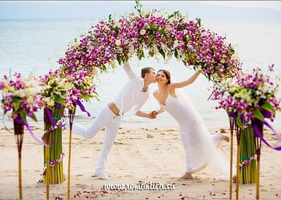 Романтическое путешествие и свадьба на пангане - это возможность не только провести символическую свадебную церемонию на великолепном тропическом острове,  но и возможность оценить по достоинству ночную жизнь Пангана, которая прославилась далеко за пределами Таиланда.