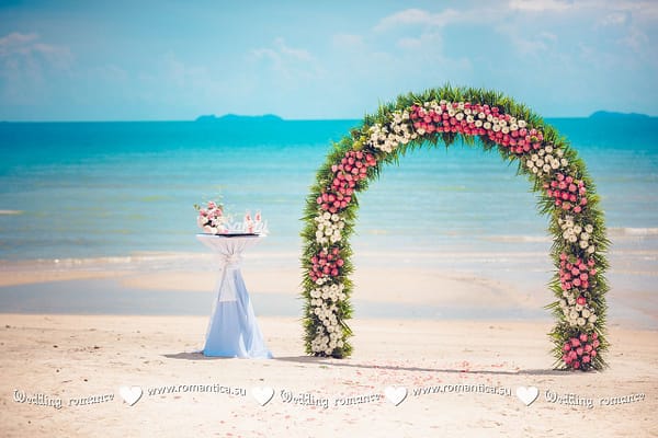 Mariage de Michael et Xenia à Koh Samui Organisateur de mariages et de vacances en Thaïlande. Hua Hin Samui et les îles Chang et autres arche