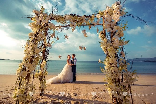 Examples of ceremony decoration: flower arches and tents Wedding and event planner in Thailand. Hua Hin, Koh Samui and Chang islands and others Arch in a nautical style