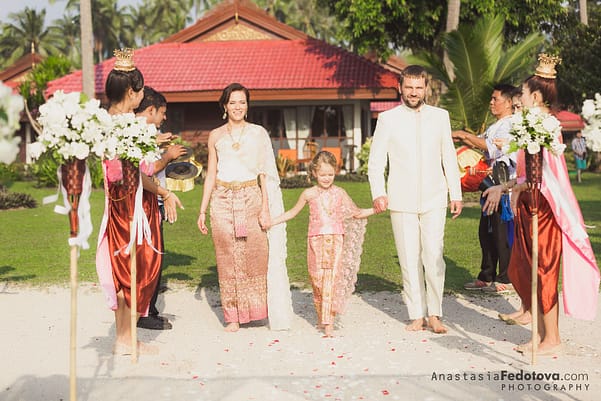 Свадьба на Самуи с буддийскими монахами, буддийская свадьба Организатор свадеб и праздников в Таиланде. Хуахин острова Самуи и Чанг и другие R_WE8180_result