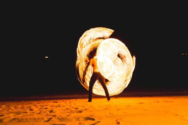 Feuershow und Feuerwerk Hochzeits- und Eventplaner in Thailand. Hua Hin, Samui, Chang und andere 11. Mai 2019